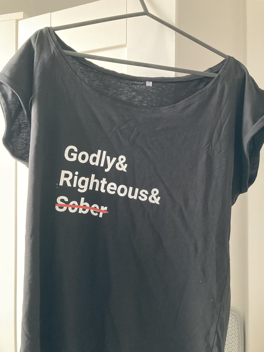 me                                    my flatmate
                        🤝 
           getting each other
       choir meme gifts from 
    from <a href="/ThreadUnderfoot/">Thread Underfoot</a> 🤓