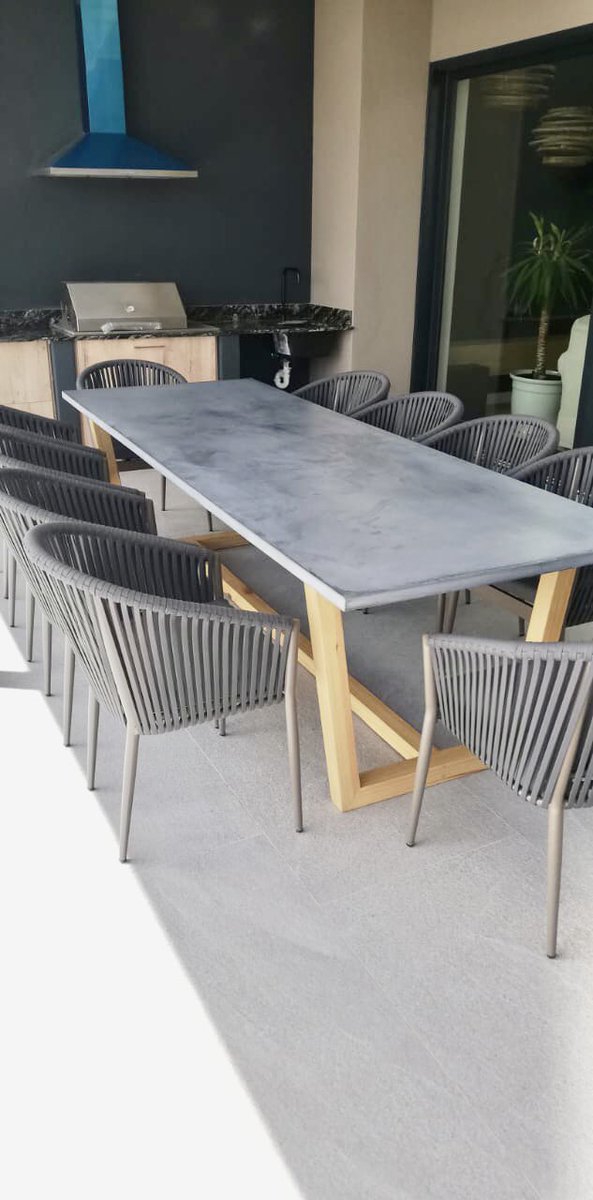 ConeyTimbers's tweet photo. Just delivered this huge 2.7m x 950mm concrete table on #oakstained legs. Something epic about mixing 2 different materials. #concretetable #concrete #art https://t.co/nftcnkffXn