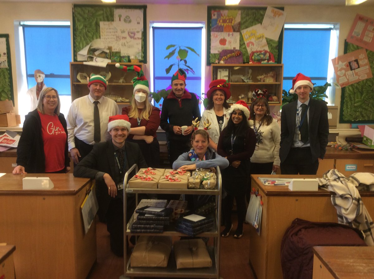 Merry Christmas and Happy New Year 2022 to all, from the best science team! Stay well and safe. Join us to buy sanitation at "make a charity donation to Oxfam. Save lives, donate now". oxfam.org.uk/donate/ via <a href="/oxfamgb/">Oxfam</a>