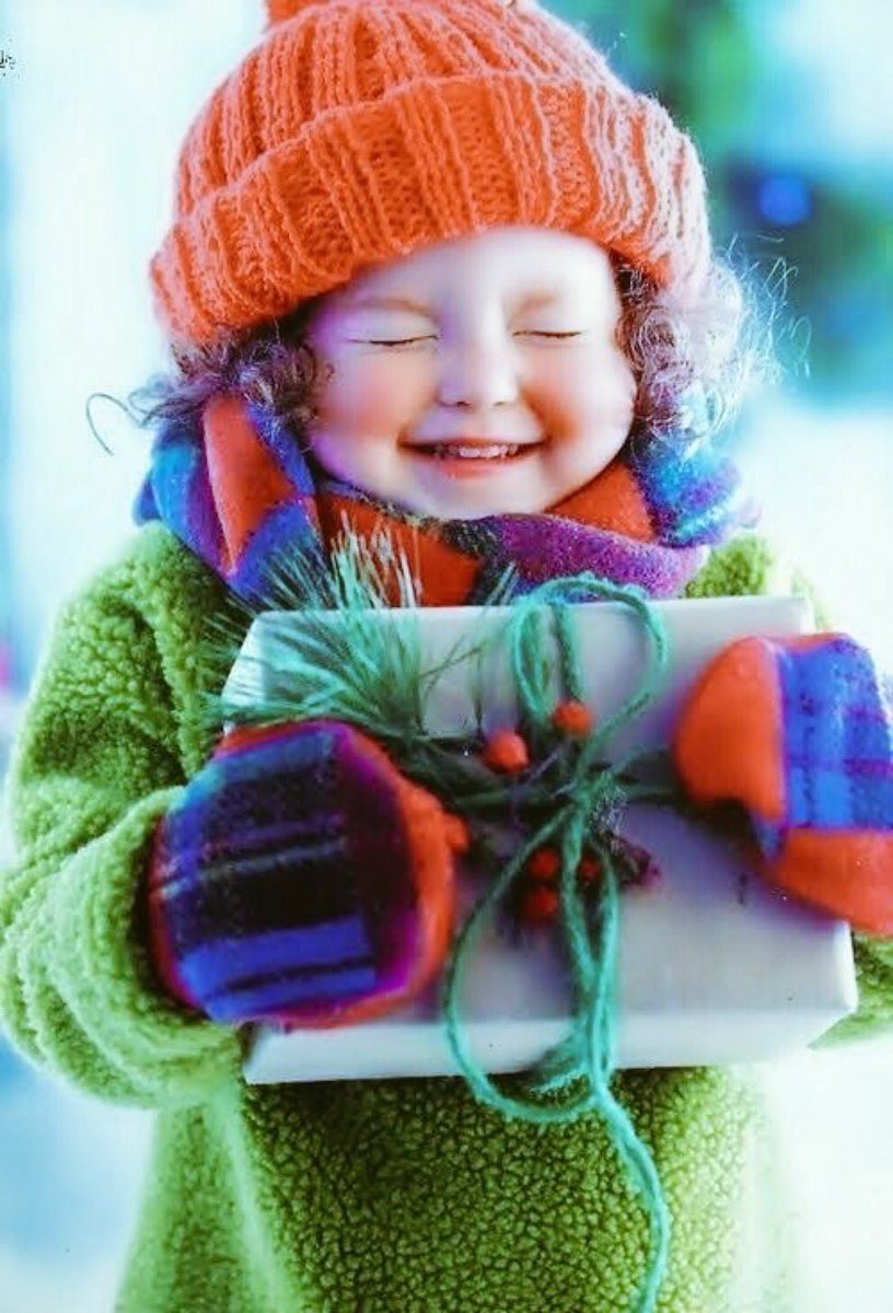 j_linmar's tweet photo. One of the secrets of happiness is that a person remembers what he has of his blessings before he remembers what worries he has. Praise be to God always and forever. ❤️🌈🎄🌷#Happiness #blessed #WednesdayMotivation #ThankfulTuesday #GodMorningWednesday #thoughtoftheday #quotes https://t.co/GkUvcMwOHw