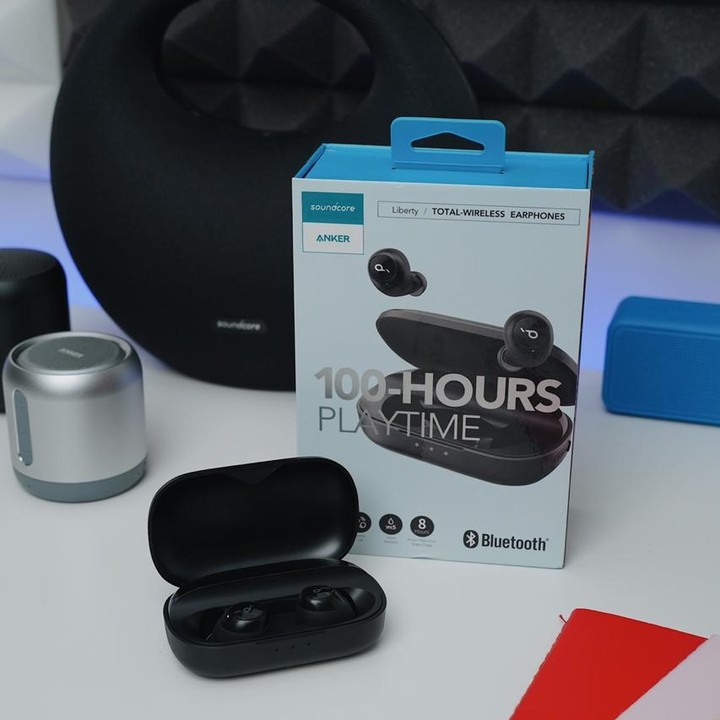 SoundcoreID's tweet image. Suara yang dihasilkan jernih dan tajam terfokus pada musik. Baterai yang tahan lama bisa membuat mu lebih lama mendengarkan musik favorit.

Fitur IPX5 pada TWS ini sangat nyaman digunakan untuk bepergian dan berolahraga

#ankerindonesia #soundcoreindonesir