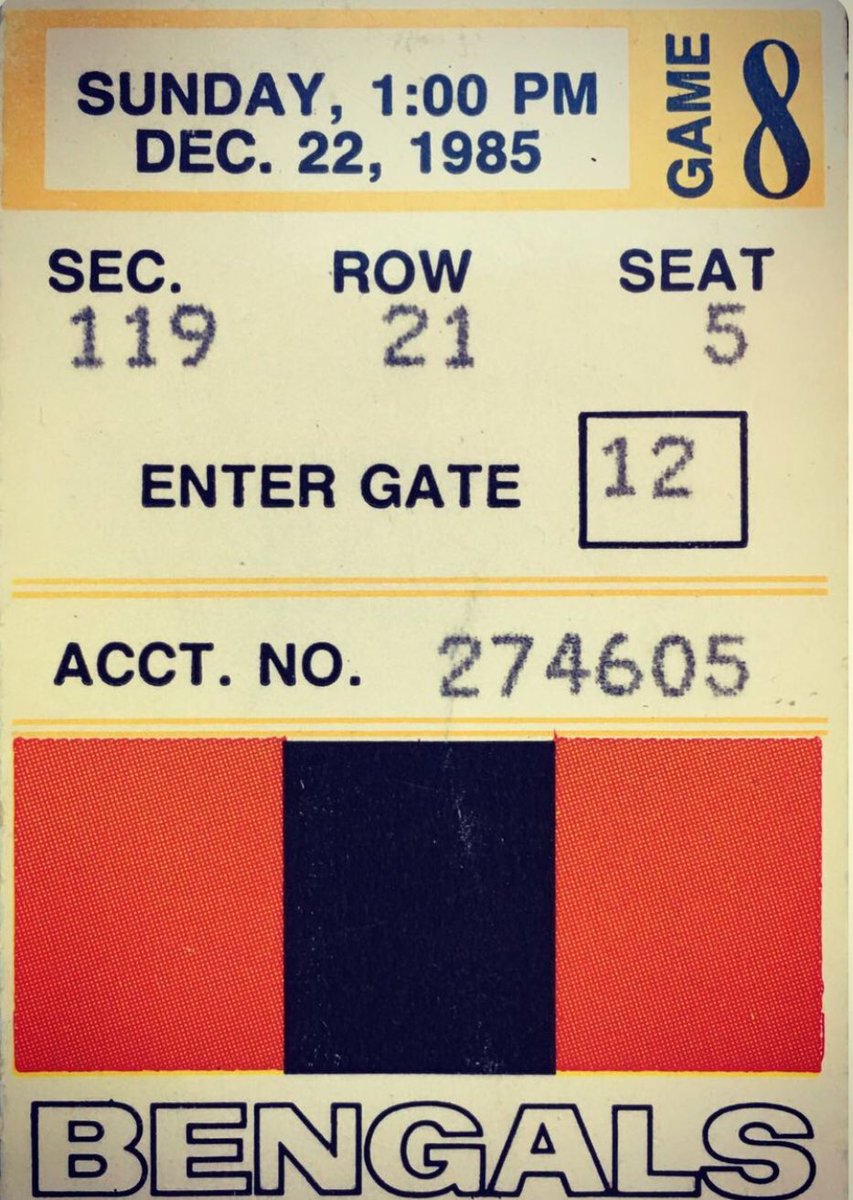 1976PATRIOTS's tweet photo. @bengaljims_BTR @7BOOMERESIASON 🏈one of my favorite Bengals~Patriots games ever- 36 years ago today #SullivanStadium in Foxboro December 22,1985 🎅🏻🎄 https://t.co/FzHCRhbXVH