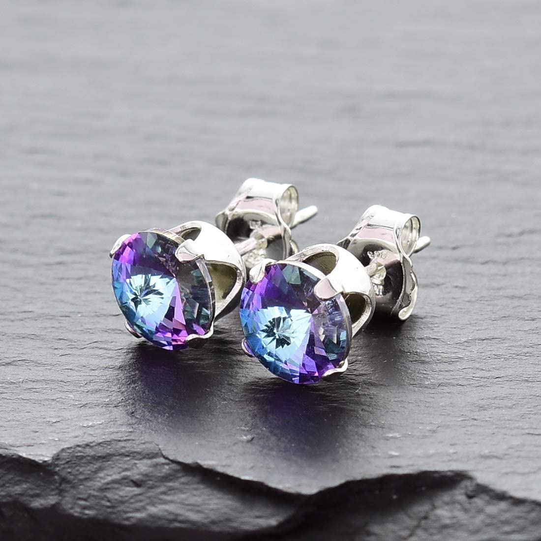 pewterhooter's tweet photo. It's not too late to order our most gifted earrings | Starlight Crystal 😍
Shop Now >> https://t.co/tlRo0mDkXB 

#Pewterhooter #PewterhooterLondon #PewterhooterJewellery #Jewellery #UKJewellery #Earrings #Necklaces #Accessories #Crystal #CrystalJewellery #LondonJewellery https://t.co/goKvqMp0DO