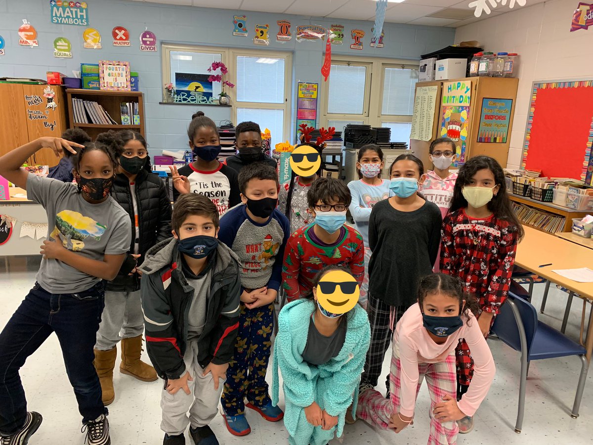 Keeping cozy in 4th Grade on Pajama Day! <a href="/WoodbineRockets/">Woodbine #23</a>