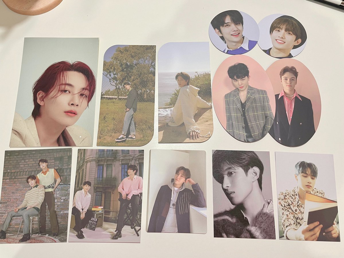 Aayex131's tweet photo. หาคนดูแลต่อนะคะ🤲🏻
ราคาใบละ 50 บาท ทุกใบ!!
(ยกเว้นที่ขายเป็นคู่จะเป็นการ์ดไซน์นะคะ)
ค่าส่ง 30/50 
#ตลาดนัดสวนแครอท https://t.co/lcF6mY1r0b