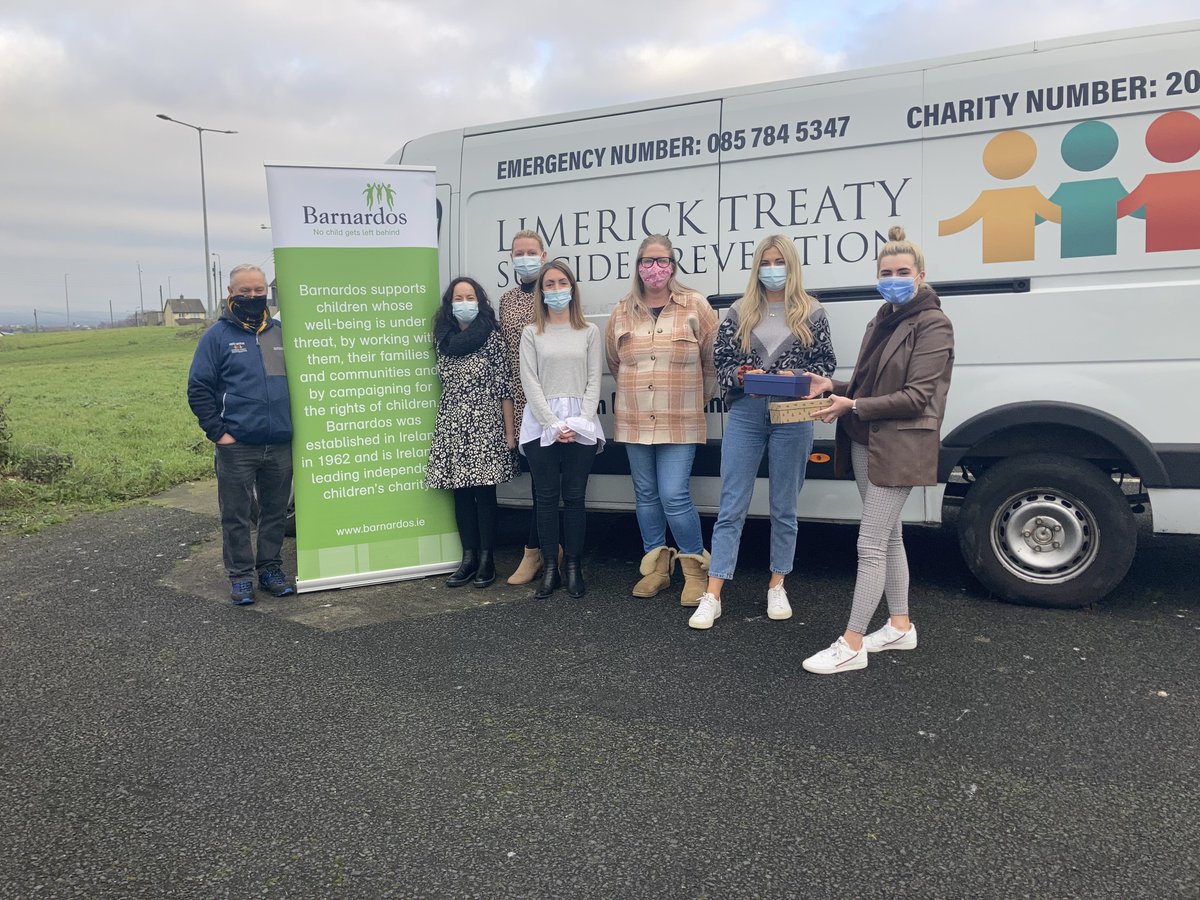 Barnardos Ireland (@barnardos_irl) on Twitter photo Huge thank you to <a href="/LTSP_Suicide/">Limerick Treaty Suicide Prevention_LTSP</a>, who raised nearly €2,000 in vouchers for children in our service in Limerick. 💚
Staff in our Limerick South Project were so delighted to accept these generous vouchers from Matt and Aisling recently. Thank you 🙏 Huge thank you to <a href="/LTSP_Suicide/">Limerick Treaty Suicide Prevention_LTSP</a>, who raised nearly €2,000 in vouchers for children in our service in Limerick. 💚
Staff in our Limerick South Project were so delighted to accept these generous vouchers from Matt and Aisling recently. Thank you 🙏