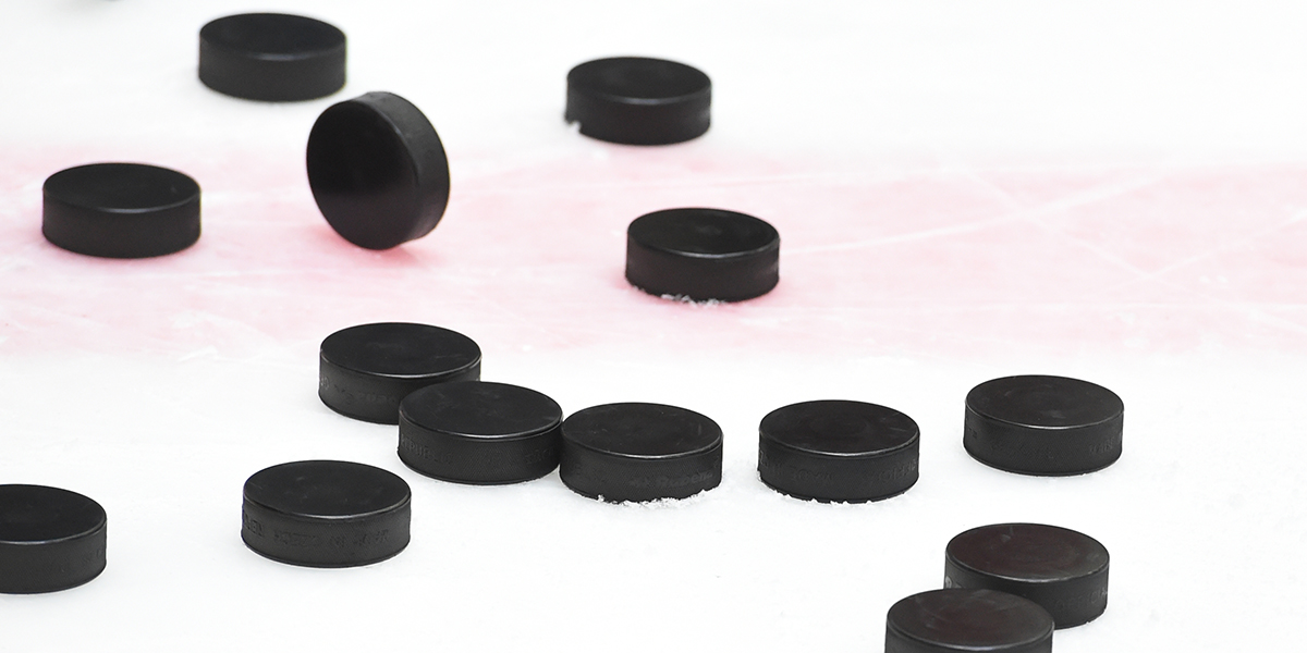 leijonat's tweet photo. Älykiekon käyttö laajenee U20 SM-sarjaan: https://t.co/do1tdC4eiM 
#Leijonat #U20SM #Wisehockey #smartbuck https://t.co/j6sJCCMtC6