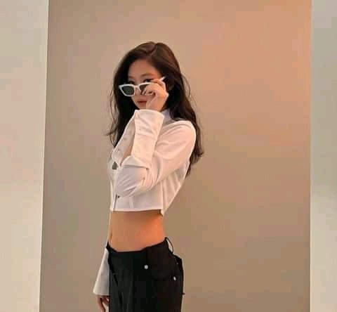 yoonsley's tweet photo. Vivo enamorada de Jennie Kim  , la única IT GIRL

#JENNIE https://t.co/hPfaXRlkmx