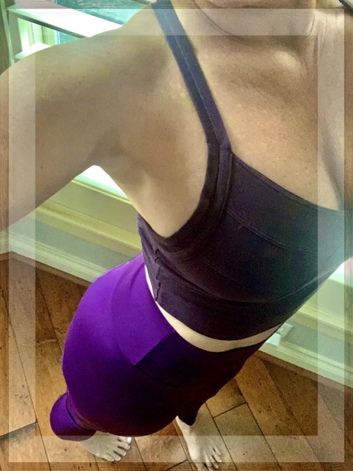 Don&rsquo;t wait till 2022!  Best time to start was 10 years ago&hellip;second best time is today!  #LiveLifeFierce<a href="/tag/hotwifelife"class="tags"><span>#hotwifelife</span></a><a href="/tag/fithotmoms"class="tags"><span>#fithotmoms</span></a><a href="/tag/livelifefierce"class="tags"><span>#livelifefierce</span></a>