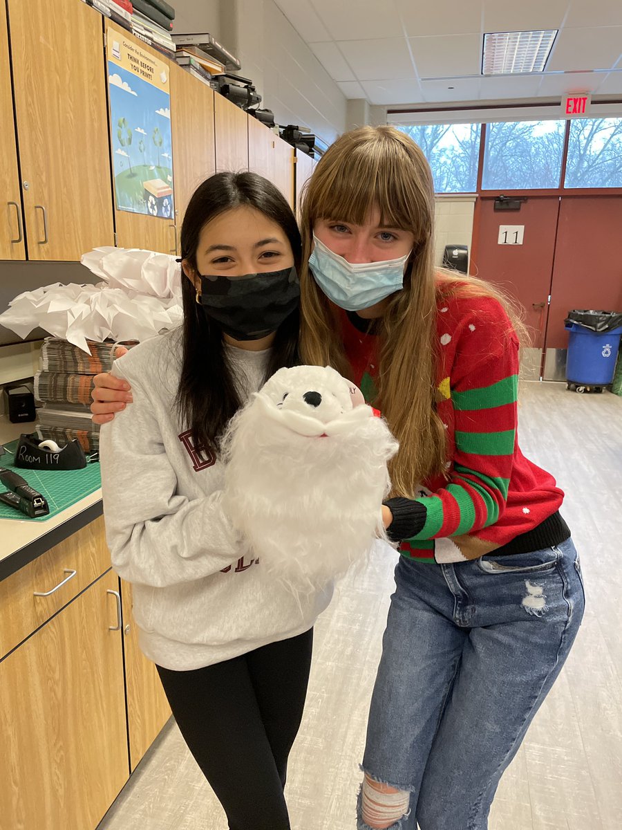 New features section MASCOT!!🤩🤩 <a href="/lomalleycourant/">Lauren O’Malley</a> #ulysses #sectionpride