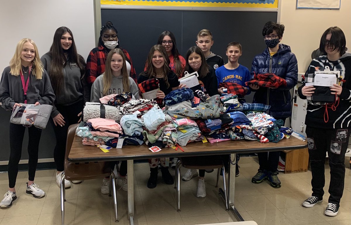 MrsBardellaCMS's tweet photo. CMS students collected 126 pairs of pajamas to be donated to the Salvation Army to benefit local families in need. Way to go CMS! @WEARECMS25 @canon_mac https://t.co/smRkT2P2Dp