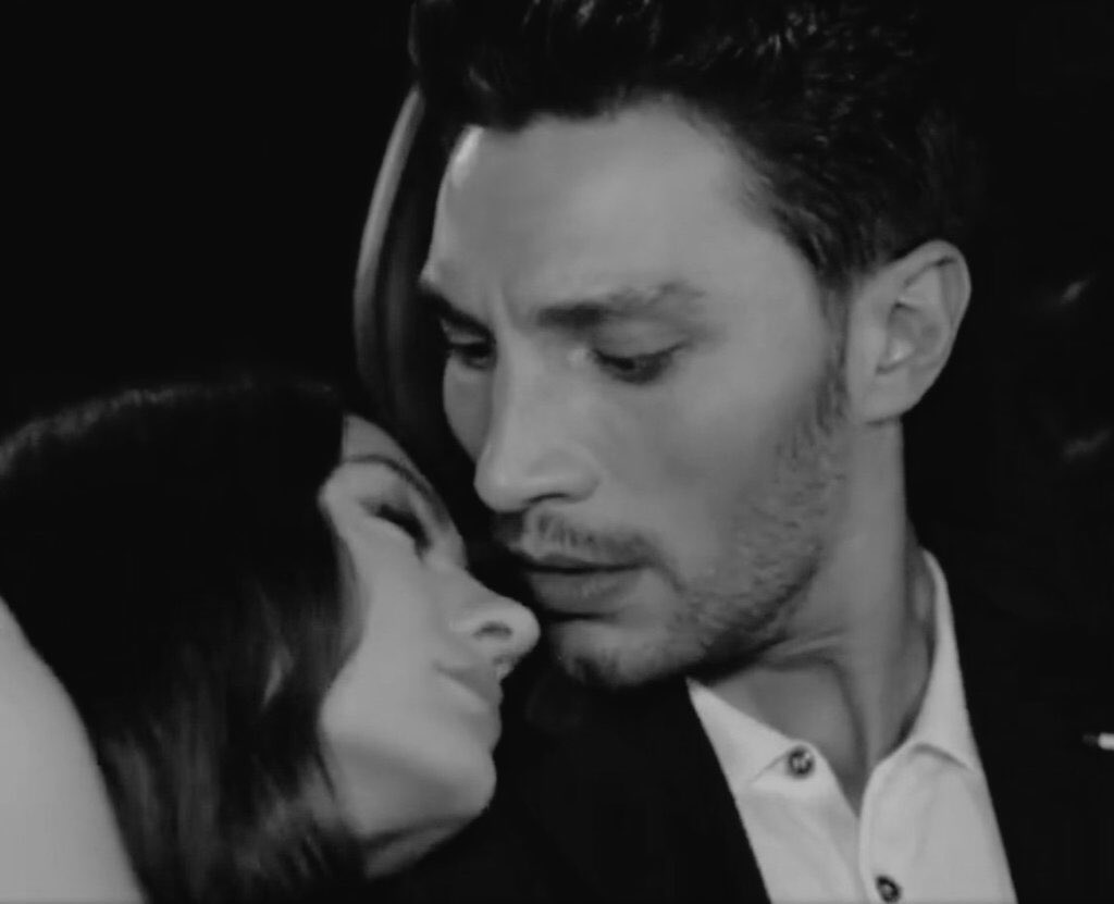 heyyoloving's tweet photo. Taht kurmuşsun kalbime en güzel yerindesin #RamBel #MahFer #Ahuecevit #EsZan https://t.co/jyTYVsVfmS