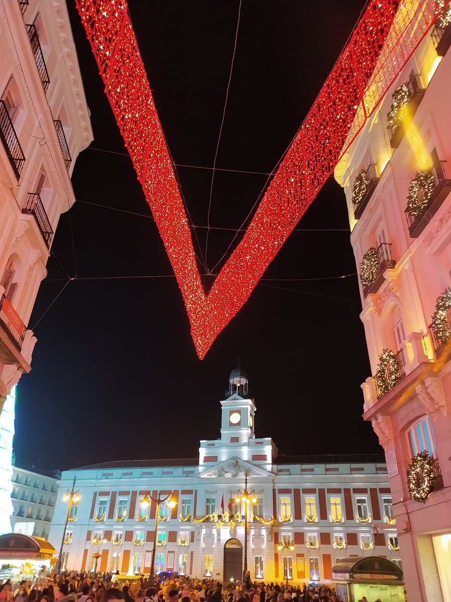 LovingMadrid_'s tweet photo. #lucesdeNavidad #navidadenMadrid #lovingMadrid https://t.co/FPJrZzA2pU