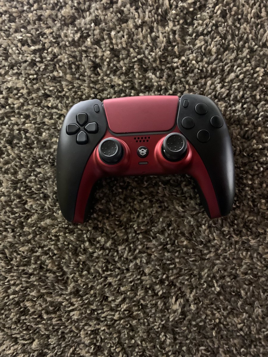 Zessif's tweet photo. Hi Everyone! Im doing a giveaway for a paddled PS5 Controller From Hex Gaming! 🥳

📌Complete all missions📌
 - Follow
 - Like
 - Retweet

Will randomly chose the Winner 🏆 
Good Luck 🍀 

#Giveaway | #Slyte https://t.co/vnJcLxs0ei