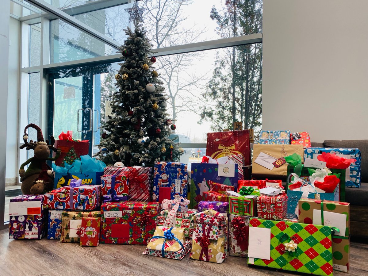 Lowe's Canada Corp tweet media