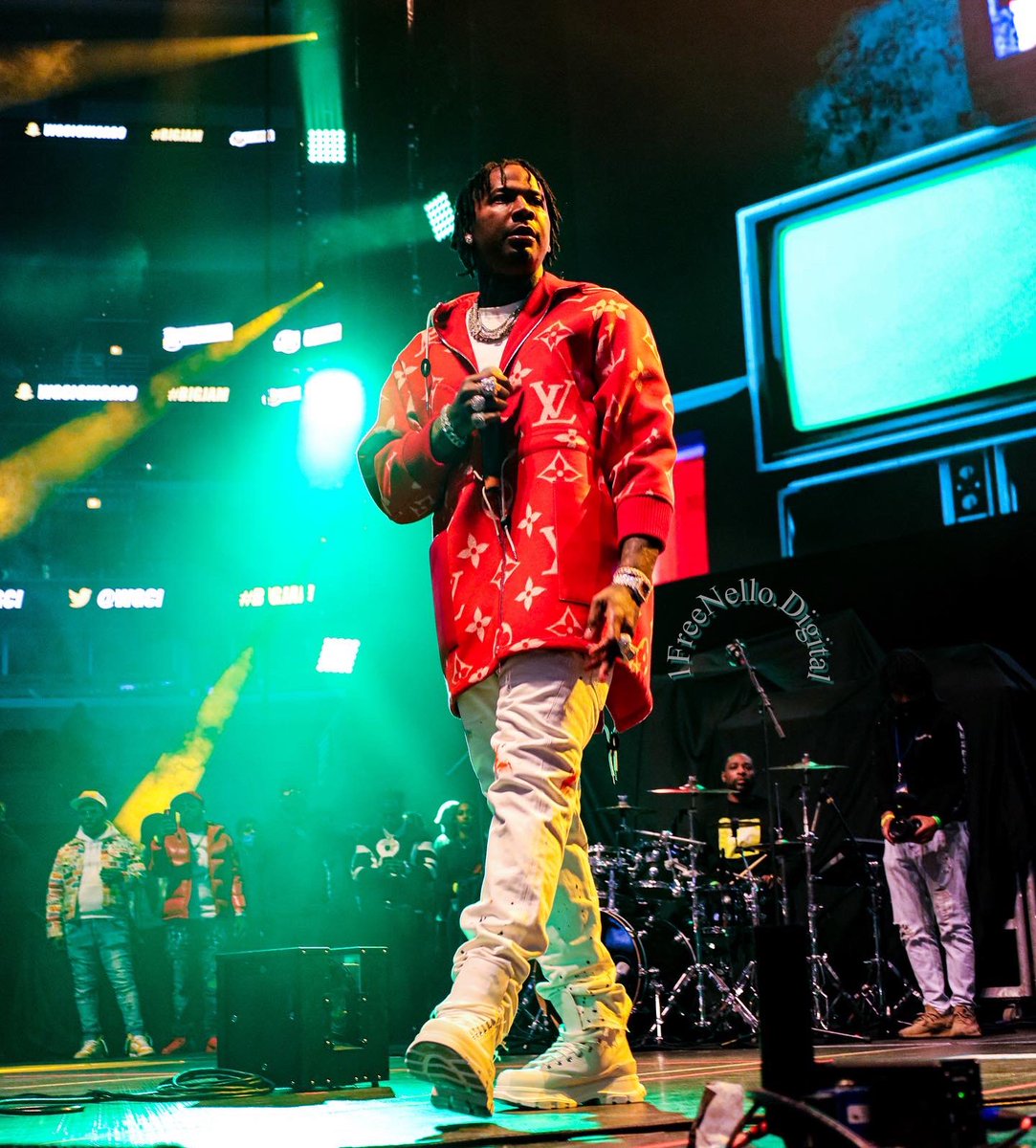 Nellogoku_'s tweet photo. MoneyBagg Yo🎤🔥
@moneybaggyo @wgci
Shot By: Me 📸
DM For Booking 💯
#bigjam #moneybaggyo #photographer #certifiedspeaker https://t.co/c0xO66hQeJ