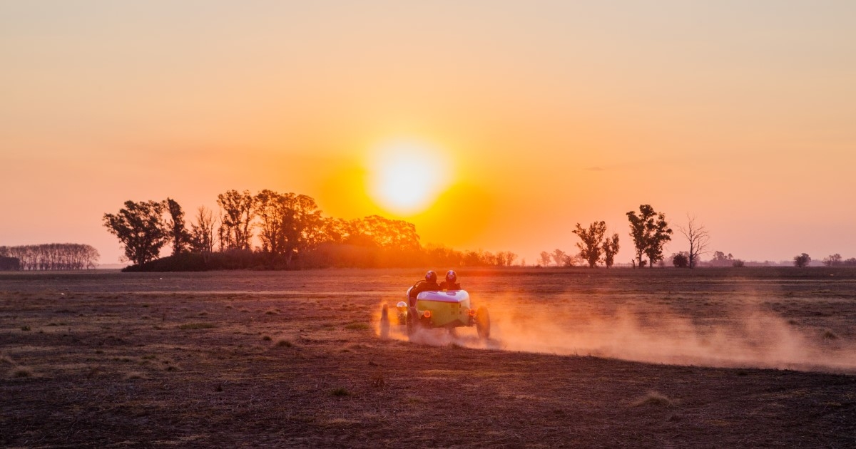 joelwmay's tweet photo. Have you already discovered these nice videos about electric vehicle lovers? @BASF shared inspiring stories on their website https://t.co/oqonuC0snl. My favorite is the one with the Clunn’s - and yours?
#WeLoveEVs https://t.co/UmXIYaUIX2