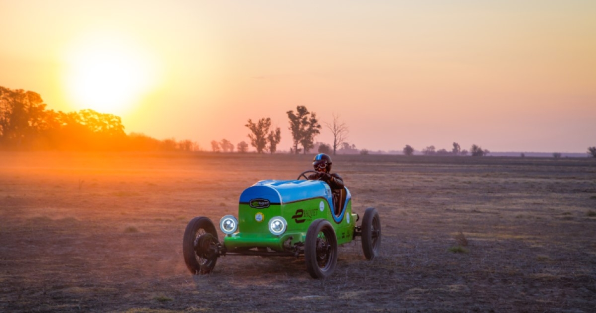 joelwmay's tweet photo. Have you already discovered these nice videos about electric vehicle lovers? @BASF shared inspiring stories on their website https://t.co/oqonuC0snl. My favorite is the one with the Clunn’s - and yours?
#WeLoveEVs https://t.co/UmXIYaUIX2