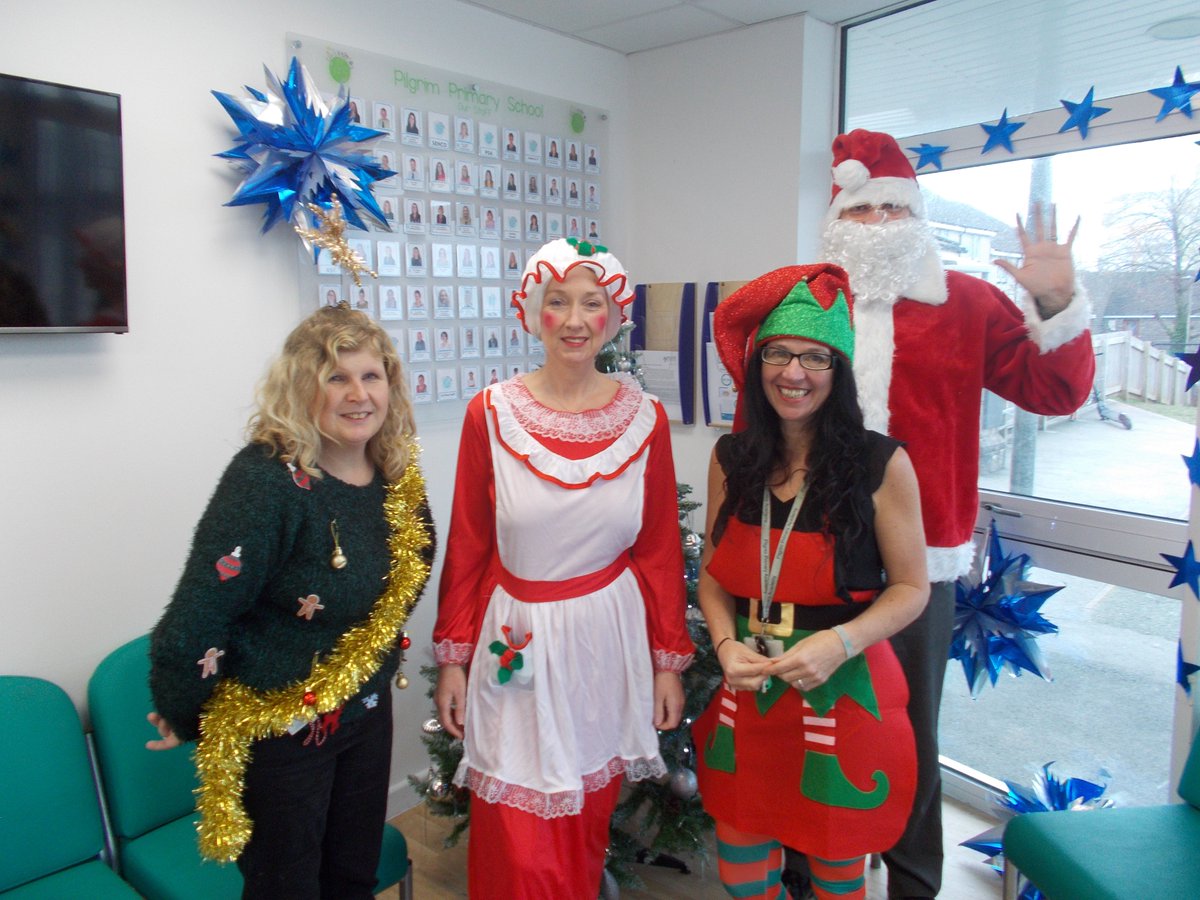 Pilgrim_School's tweet photo. ⭐🎄Merry Christmas!🎄⭐

From everyone here at Pilgrim Primary, we wish all of our school community a very happy Christmas and a peaceful New Year. We look forward to welcoming the children back on Wednesday 5th January 2022. https://t.co/hOq5LAmjdU
