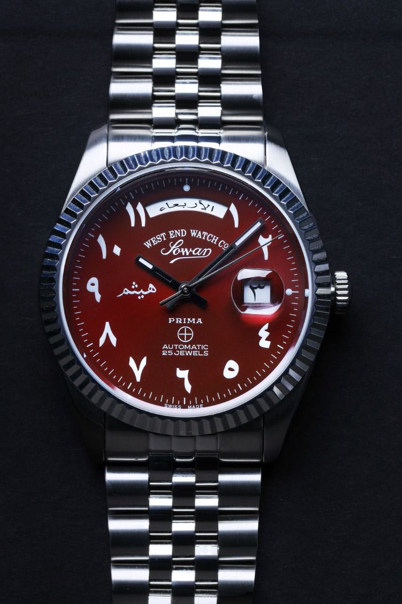 انا شاب عماني عرفت عند الجميع بتصميم ساعات ( لمناسبات وطنية ) وإنتاجها مع شركات مصنعة معروفة . وكان اخر انجاز لنا التعاون مع شركة west end السويسرية الشهيرة وحققت انجاز ع مستوى الخليج .<a href="/Atheer_Oman/">أثيـر | Atheer.om</a> <a href="/oman1_news/">عمانيون حيث نكون</a> يتبع …