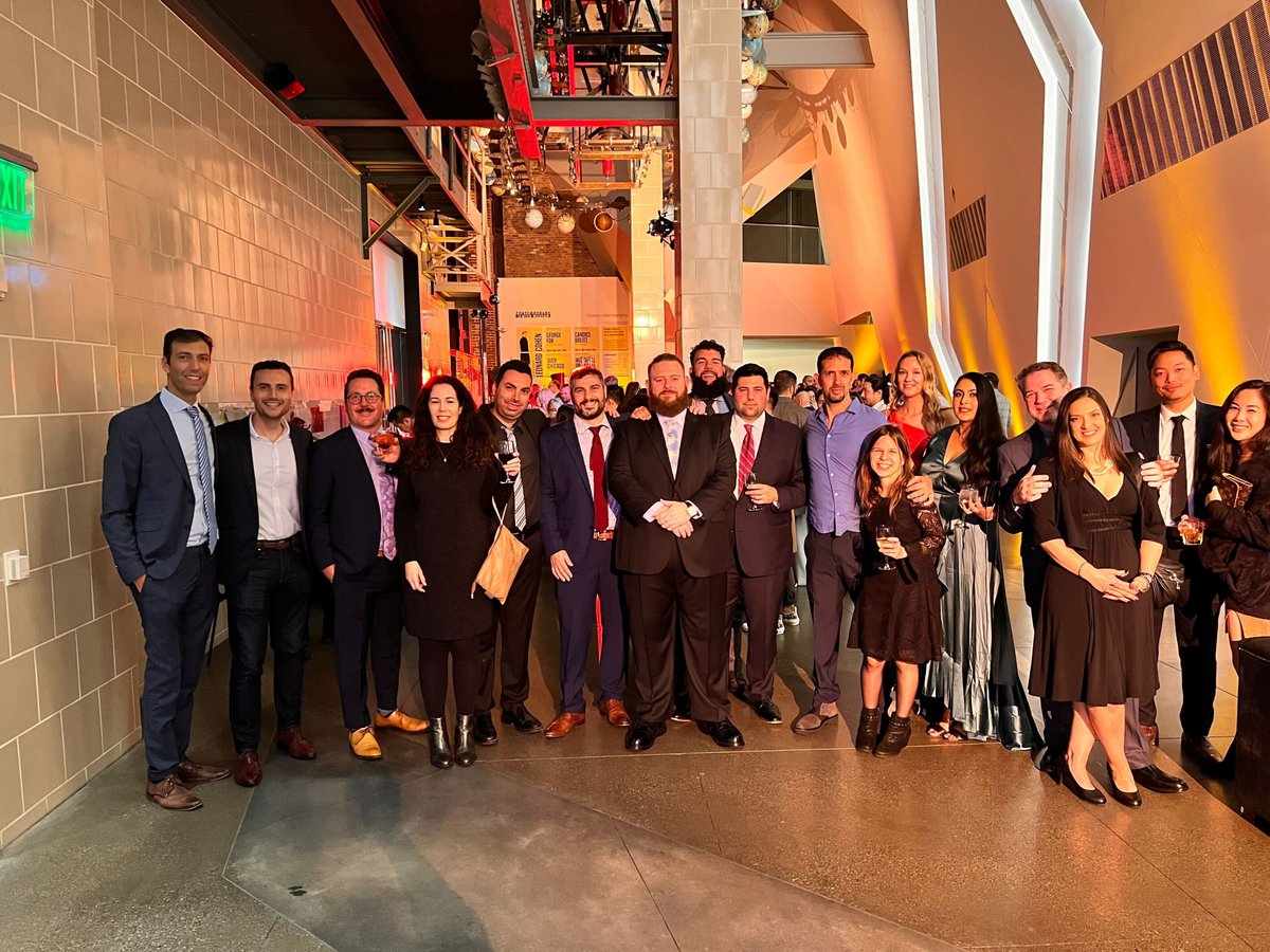 ironsourceluna's tweet photo. Since going remote, our US team has been meeting up for fun &amp; educational offsites around the country. We couldn’t be prouder of how they've adapted &amp; thrived through the most unconventional times. Cheers to a great year with this incredible team 👏 https://t.co/qw2cXZ1asg