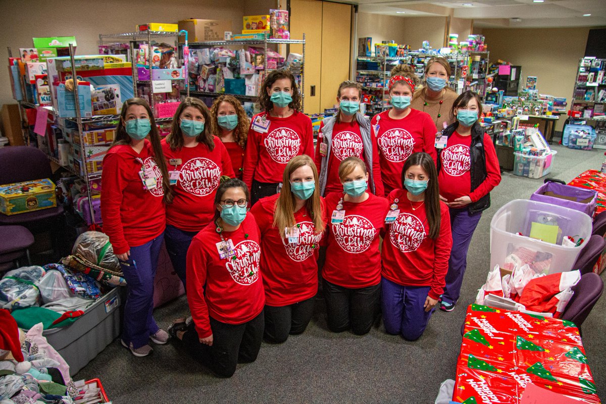 MedCityChildren's tweet photo. It’s the most wonderful week of the year! Snow City is an annual event that provides free toys for our patients and their siblings during the holidays. Parents “shopped” and returned to their child’s room with a large bag of gifts. Thanks to our Child Life team who put it on! https://t.co/tKW5bCZBAB