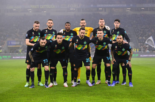 Arranca el 2t sin cambios en el equipo. Inter 1⃣ - Torino 0⃣ #ForzaInter