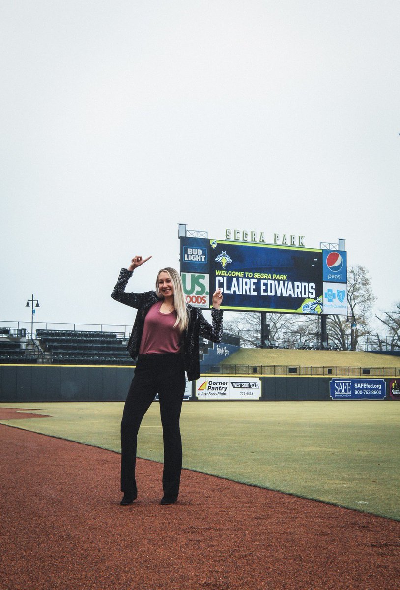 cm_edwards1's tweet photo. So beyond excited to say that I have accepted a role as an Account Manager for Ticket Sales with the @ColaFireflies! https://t.co/0XavE7Z5ls