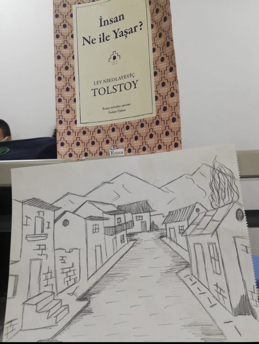 biga_tde's tweet photo. 9. Sınıflarımız bu ay İnsan Neyle Yaşar’ı okudu ve değerlendirdi. Kitaptan ne anladık, neler düşündük oturduk konuştuk ve çok keyif aldık @Emrahozcan6785 https://t.co/9zNTqmiMOo