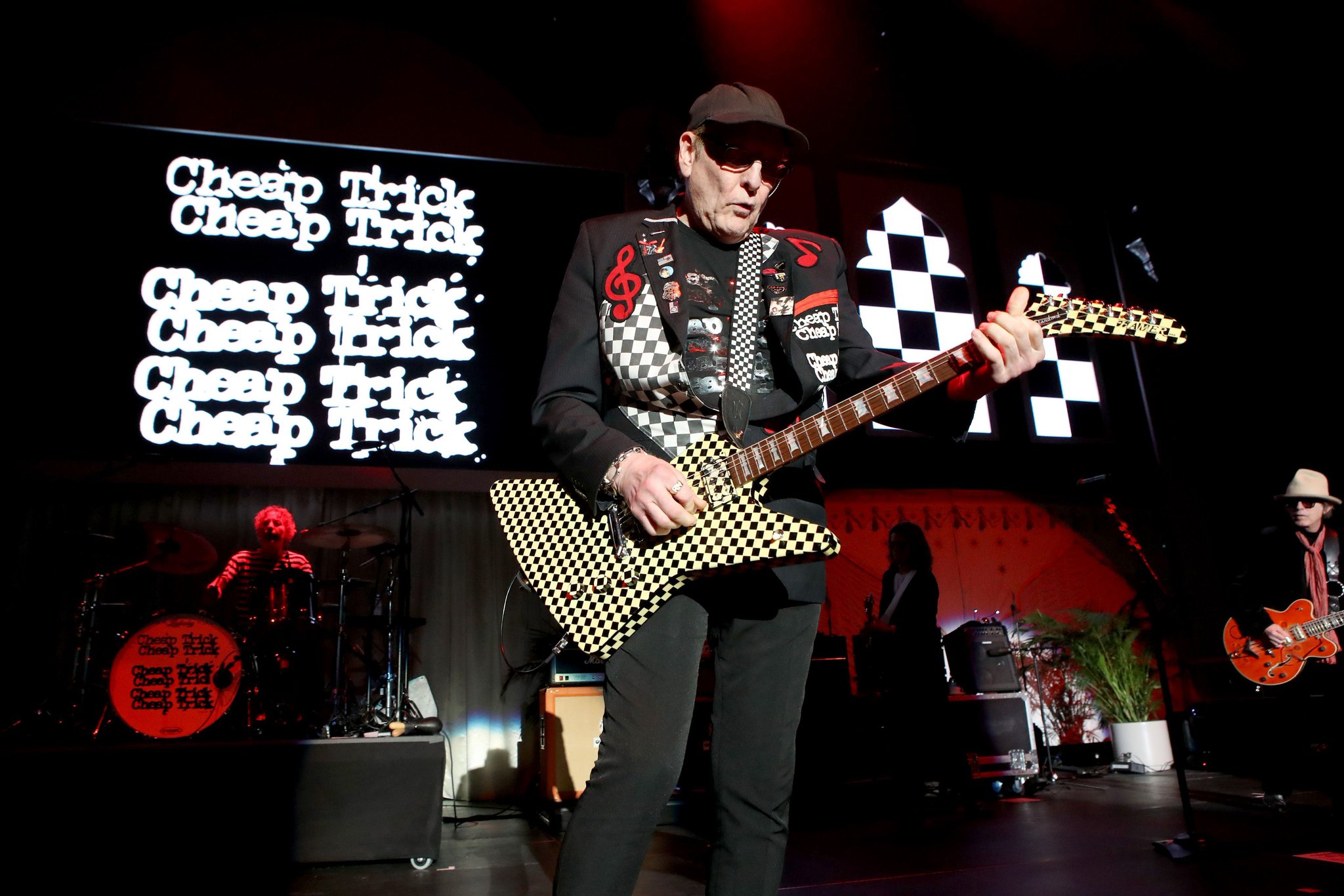 Happy Birthday, Rick Nielsen! Photo: Getty Images Ari Perilstein / Stringer 