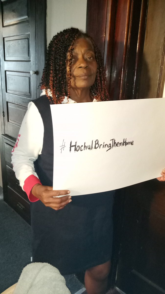 dlrob55's tweet photo. #HochulBringThemHome https://t.co/Daj0aGkTNF