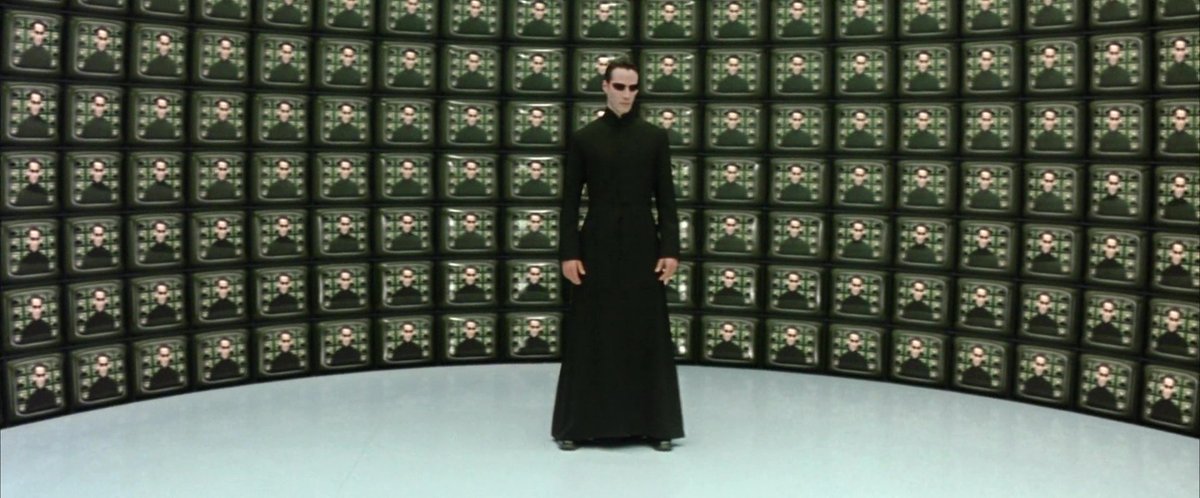 theYokoHiguchi's tweet photo. #TheMatrix Reloaded, while not perfect, is a beautiful looking picture that's years beyond any film of that era on a technical level. What the Wachowskis did visually with this trilogy is nothing short of extraordinary. @TheMatrixMovie had a vision unlike any other. #MatrixDay https://t.co/y8NREsCp5y