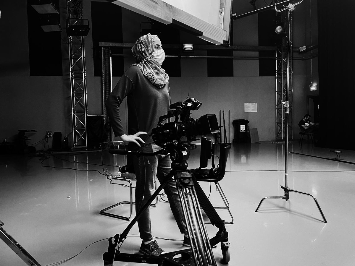 filmindependent's tweet photo. #FilmIndependent, in partnership w/ @USAinUAE, @ImageNationAD-#ArabFilmStudio, just wrapped our 1st Directing Workshop in #AbuDhabi where emerging filmmakers from #UAE shot scenes w/ American director @karamuu, DOP @Buddy_Isreal & edited w/ #NailahRobinson! 📸 by #DominicJones. https://t.co/B7p7OzNepe