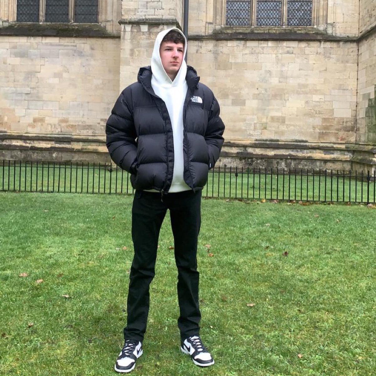 MatchPoint012's tweet image. I touched grass... AMA 😳