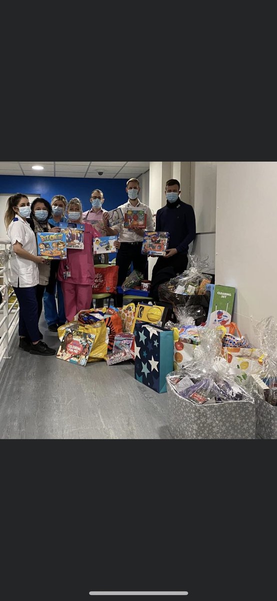 aedbthft's tweet photo. Massive thanks to Thornbury primary school the children who attend our a&amp;e on Xmas day will not go without and thanks to our OSW Lisa for making it happen ❤️ #KindnessMatters #ThankYou https://t.co/crfMeGVfeH