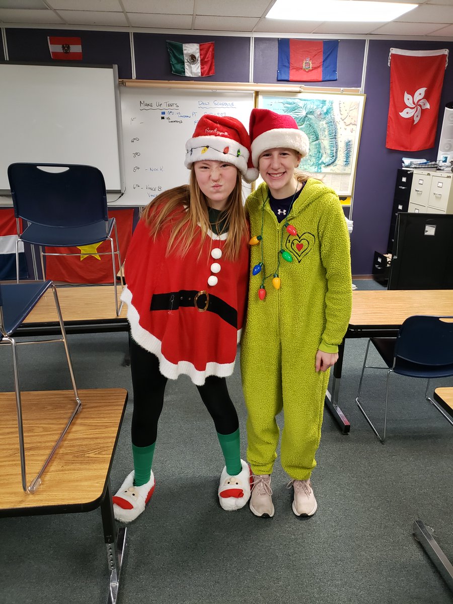 BCMSBison's tweet photo. A Wonderful Wednesday as part of our Winter Wonderland Week at BCMS - Including Ugly Sweater Festive Fun, Prime Time Bingo, and Heartwarming Holiday Messages from students,"Be the reason someone smiles today" a&amp; "Don't let silly things ruin your happiness". https://t.co/9nUglTiIKr