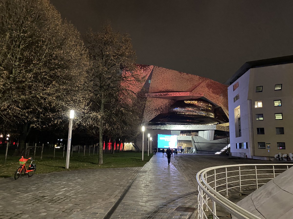 ch_OrchParis's tweet photo. Pour les deux derniers #concerts du mandat de #LionelSow en tant que notre #chefdechoeur, nous chanterons le sublimissime #Schicksalslied de Brahms avec @OrchestreParis sous la direction de notre cher @djharding. @philharmonie @RCapucon #Brahms #choeur #philharmonie ❤️ https://t.co/MrIJhOJ51L