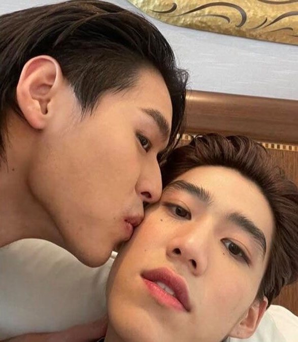 Mimin05146490's tweet photo. สยบทุกข่าวลือ เจ้าของเขามาทวงละพวก กลับเรือใครเรือมัน #โอมนนน #บิวกิ้นพีพี https://t.co/4bZx4V4Bom