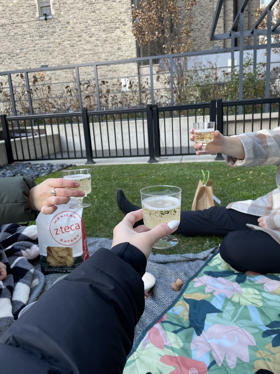 RoxyHORourke's tweet photo. After a few minor hiccups, happy to say I’ve officially passed my comprehensive exams! Just in time for the holidays…and new restrictions. Grateful for friends that adapted and had a surprise picnic to celebrate! #PhDLife #PhDChat #AcademicChatter #AcademicTwitter @PhDVoice https://t.co/lfTEhaFAbN