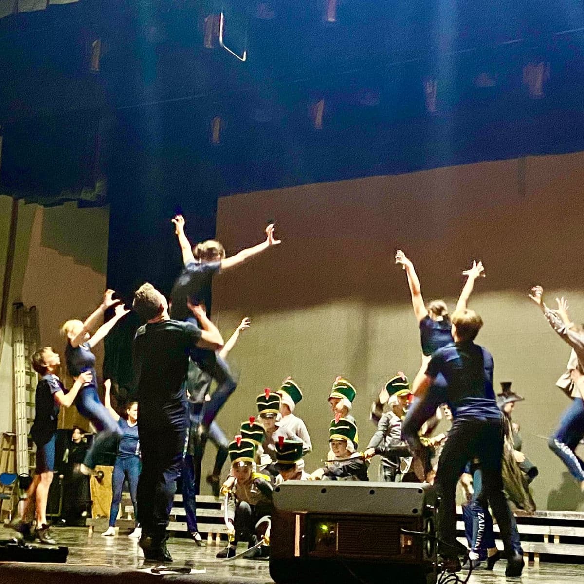 Творческий процесс в разгаре!💯💯💯