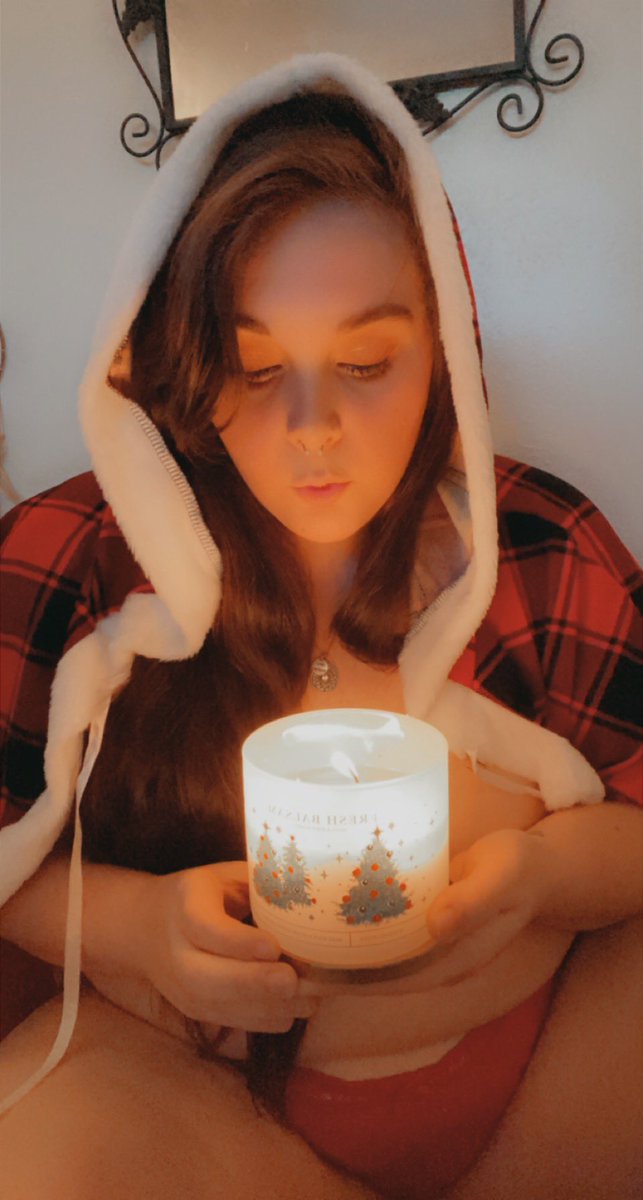 Rubys_Privates's tweet photo. Santa is cumming. Better be good 😉

#onlyfans #freeonlyfans #bbw #santababy #christmas #Sagittarius #bbwlove #plussizequeen #santa #mrsclaus #santa #christmastheme #checkered #plaid #cape #shein #sheincurve #naughty #nice #naughtyandnice #BetterThanSanta #babyitscoldoutside https://t.co/eHyXocpC5Q