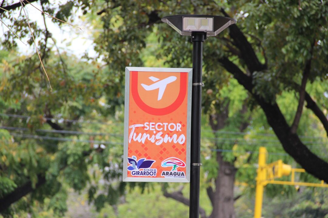 Esto es una muestra del maravilloso trabajo que estamos realizando en el municipio,vamos a fortalecer el Turismo,tenemos lugares Hermosos, zonas turísticas para dar a conocer y hacer de nuestra Maracay y Choroní una Potencia Turística.
#100DiasDeGestion  #Maracay 
<a href="/NicolasMaduro/">Nicolás Maduro</a>