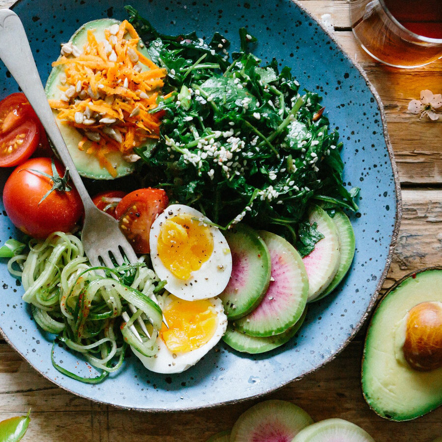 Jaxters222's tweet photo. As an alternative to restricting your diet, add a different healthy food every week. Sooner or later your body will crave those foods! https://t.co/DpwtmfznJm