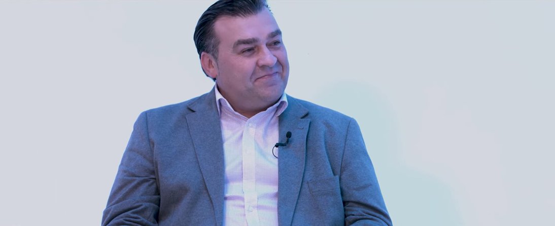get_give2's tweet photo. David García, Regional Director Spain &amp; Portugal en @SkyboxSecurity nos cuenta en exclusiva para @haycanal su visión para el 2022, cara a sus clientes y al canal de distribución.

👉https://t.co/tgVQRmO9Mn

@dgarciacano #SkyboxSecurity #Recomendaciones 
#Give2Get #22Diciembre https://t.co/2V4hxhXFYh