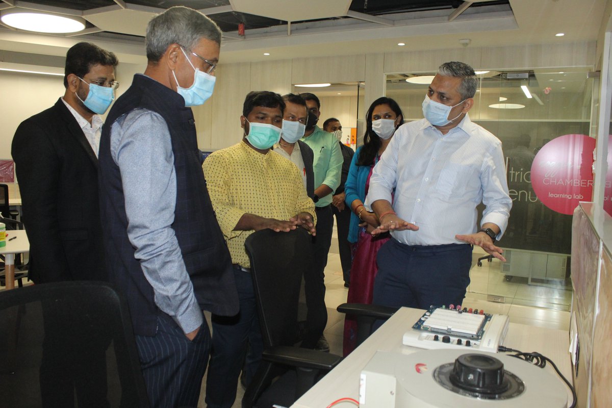 stpibbsr's tweet photo. Sh.Asit Tripathy,Principal Advisor to @CMO_Odisha, @chairmanwodc & @manojmishrasays Secretary,@EIT_Odisha visited #NEXTGen Incubation,#STPIFabLab & interacted with startups of @stpiepbbs & appreciated the innovation & collaborative EcoSystems created by @stpiindia,GoO &other ally https://t.co/7ppQEXrISK