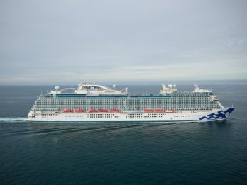 CruiseGuy's tweet image. Sea trials completed for @PrincessCruises upcoming #DiscoveryPrincess. The 6th and final #RoyalClass #cruise ship returned to shipyard at Monfalcone, Italy after sailing around Adriatic Sea for 5 days. Newest #LoveBoat debuts March, 2022, from @PortofLA.