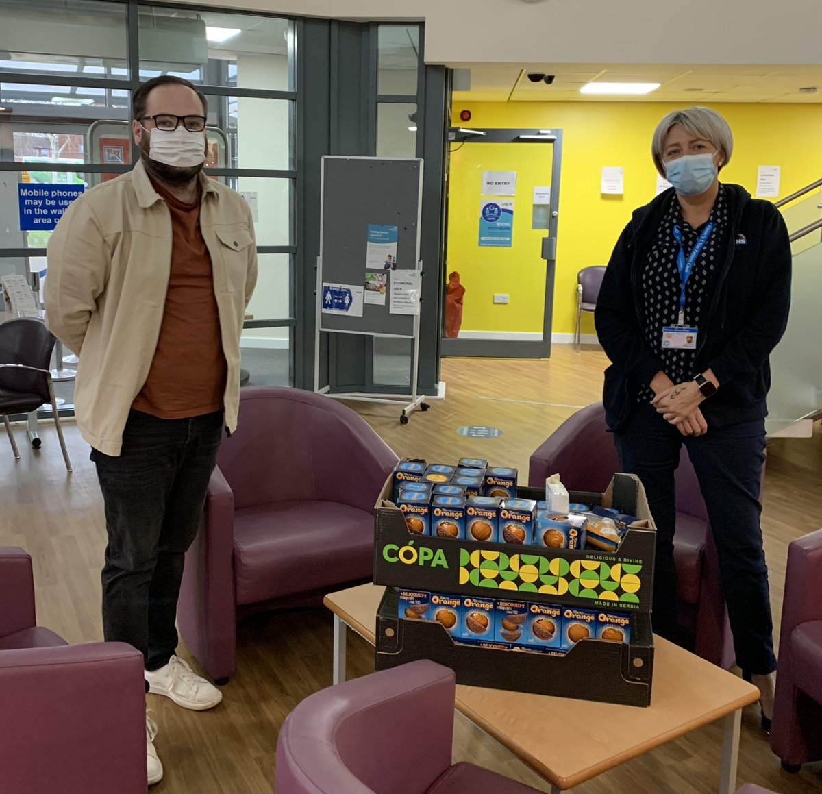 129 chocolate oranges have been dropped off at Newton Community Hospital. The staff were incredibly grateful &amp; bowled over by the generosity of our school community. Some more Christmas cheer spread by our fabulous Infants this week <a href="/KGrangeStMarys/">Mrs Grange</a> #ChristmasSpirit #community