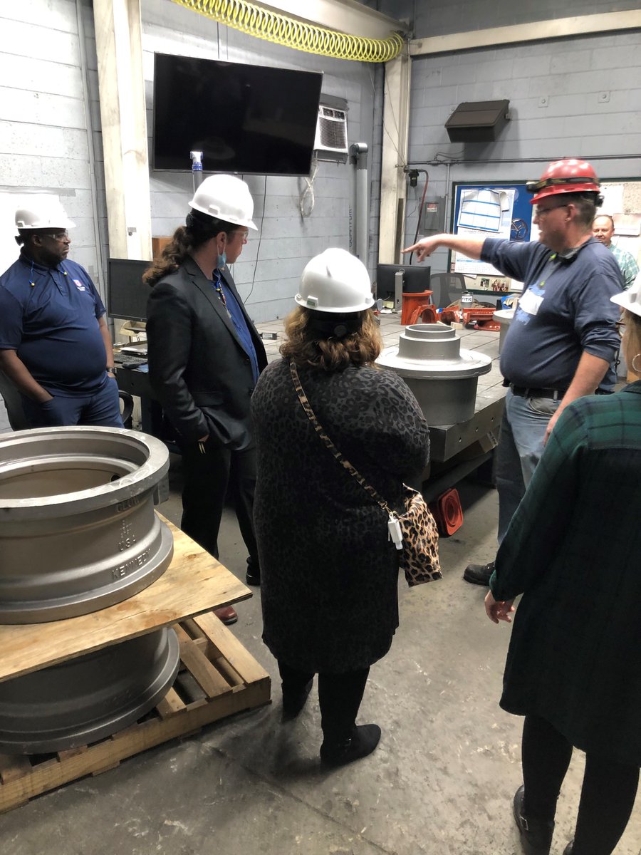 AmerCastings's tweet photo. A few weeks ago we had some visitors from the Northeast Workforce Development group stop by AMERICAN Castings. This group is designed to help Oklahoma businesses and industries gain skilled workers to compete in a global market. Thanks for coming to see us! https://t.co/2J9rP7rhAy