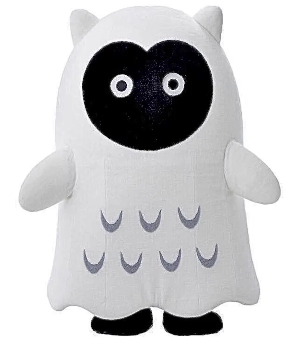 Cue-chan the ghostly Ural owl is the mascot for Creative Office Cue. 