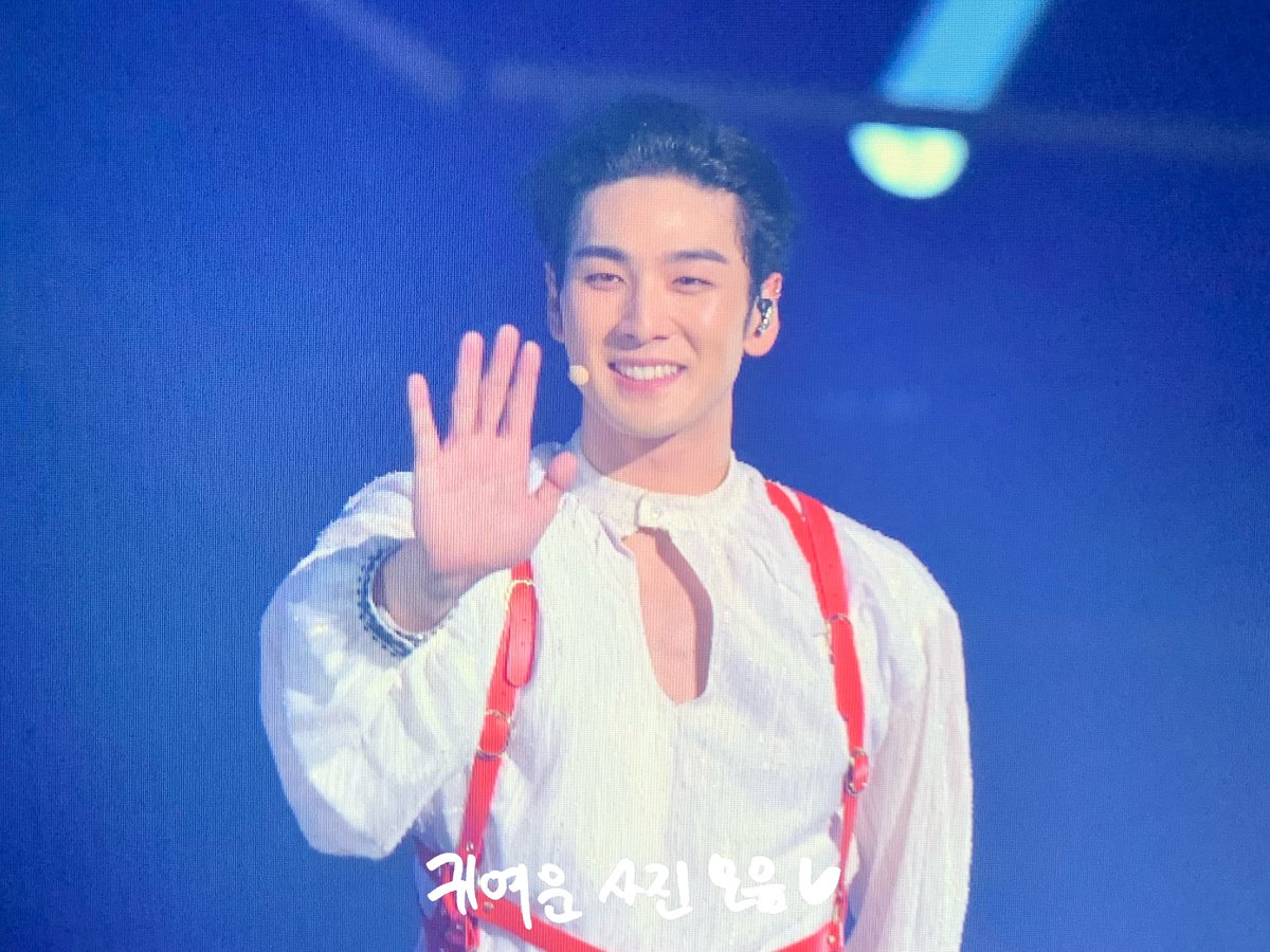 ONpoint_0315's tweet photo. 211222 강매튜👋 https://t.co/Ml0dRgb4jw